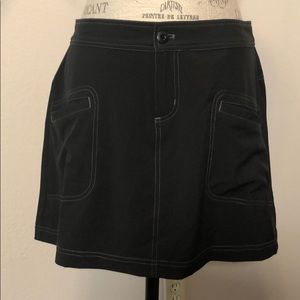 PRANA SKORT BLACK LIKE NEW SIZE 10